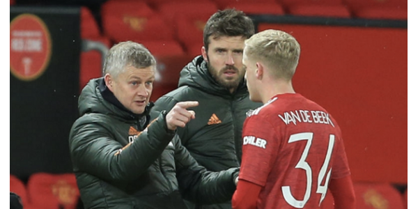 Manchester United nije ponovno upotrijebio Donnyja van de Beeka i napokon pozvao Jadona Sancha da se pridruži
